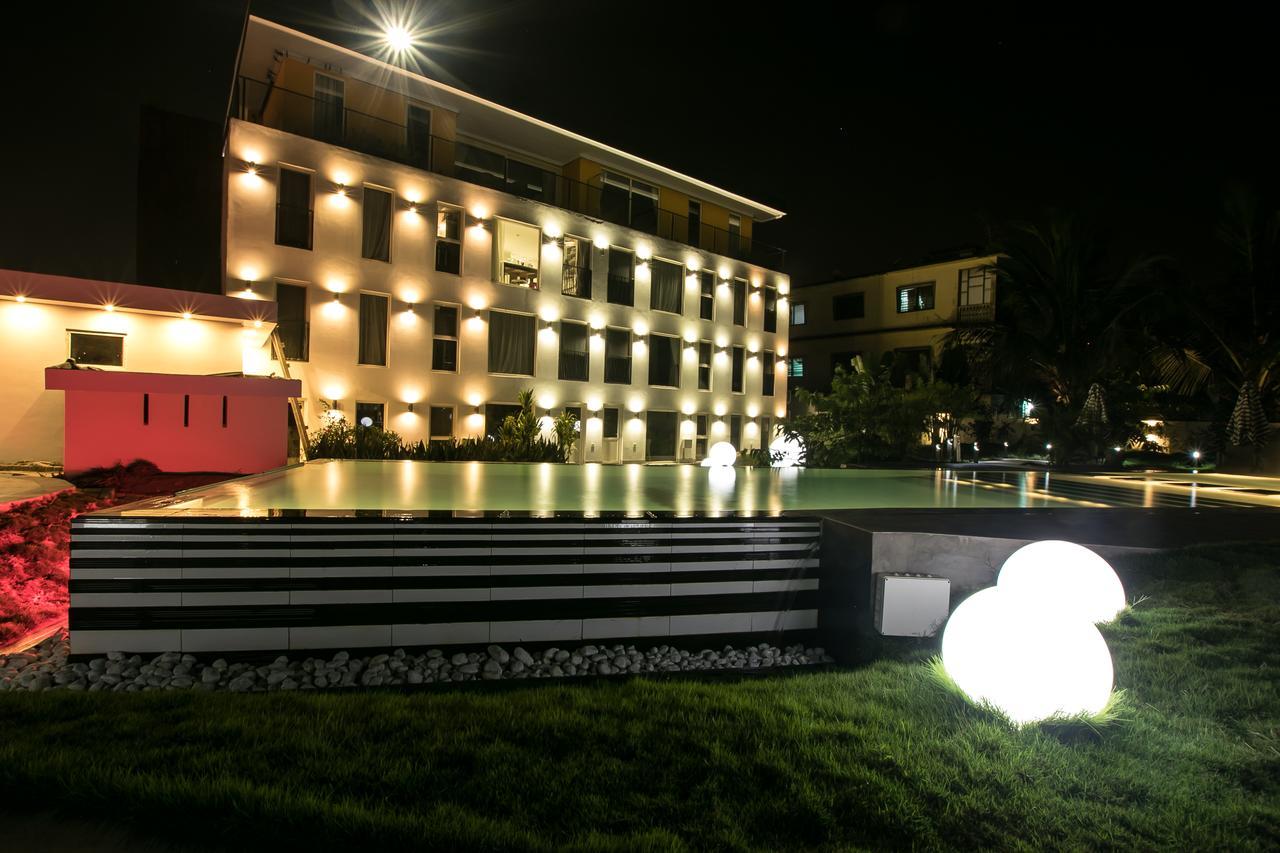 Red Mango Hotel And Apartments Sekondi-Takoradi Esterno foto